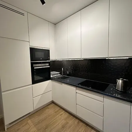 Cozy Near The Airport&business Center Mokotów Apartamento Varsóvia